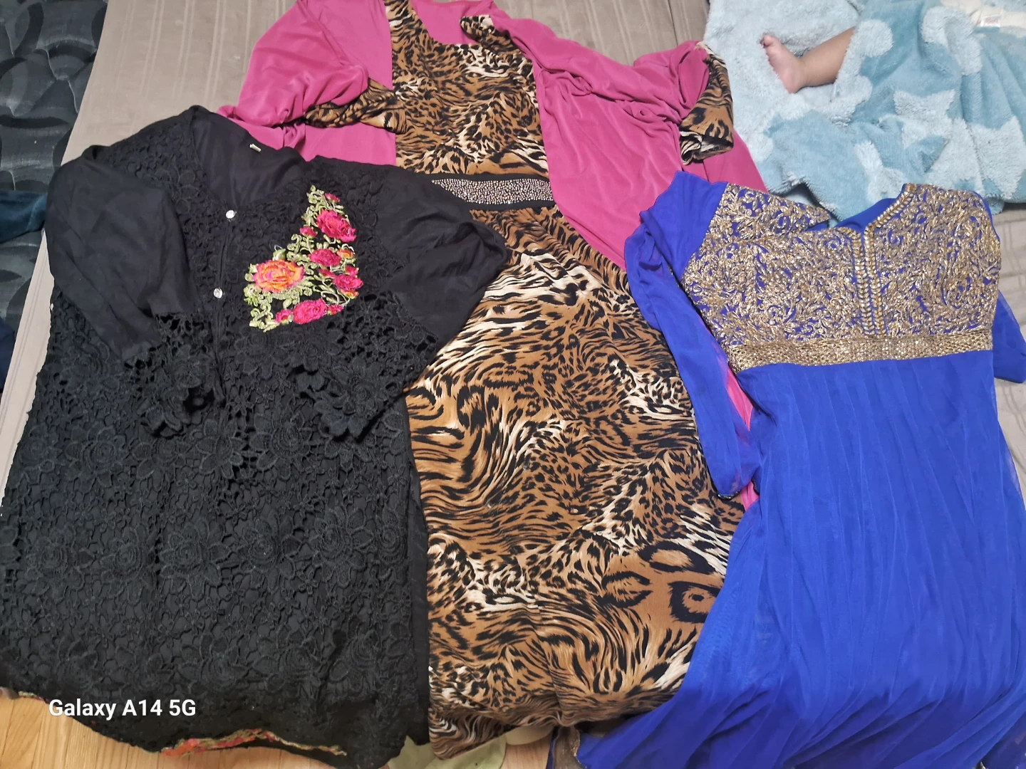 Women's Clothes Bundle