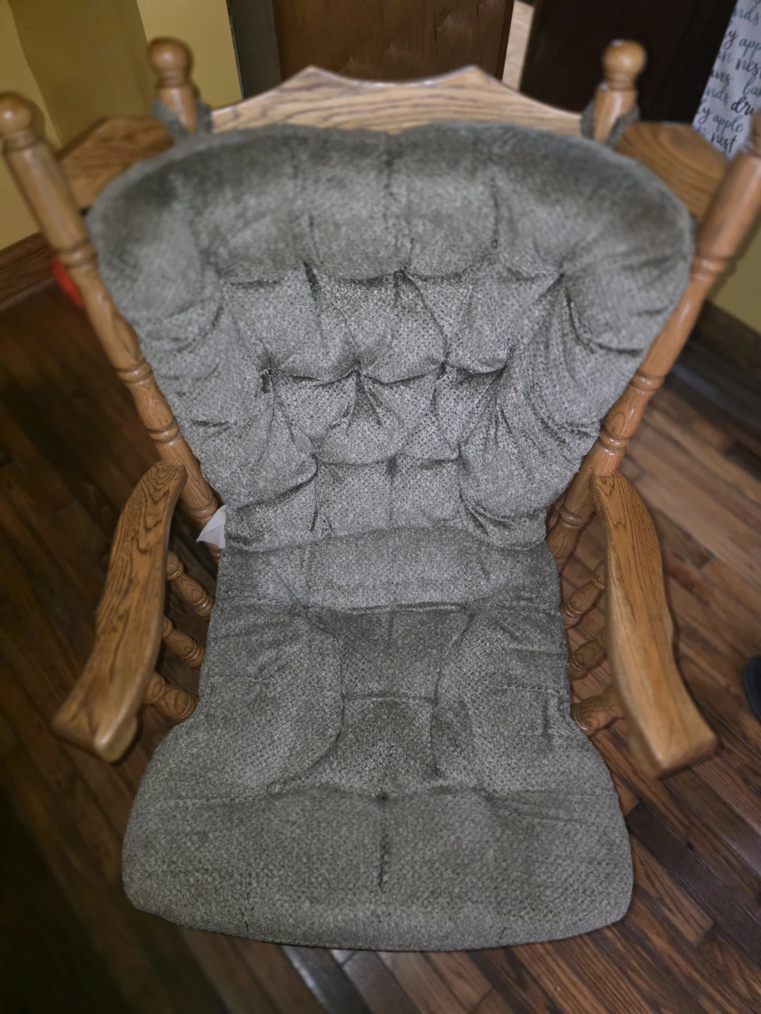 Comfortable Rocking Chair - photo 2