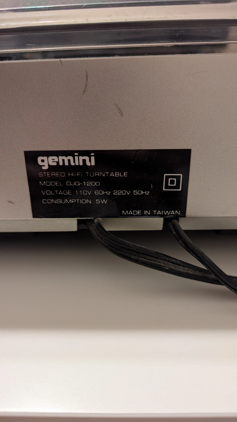 Gemini DJQ-1200 Stereo Hi-Fi Turntable - photo 2