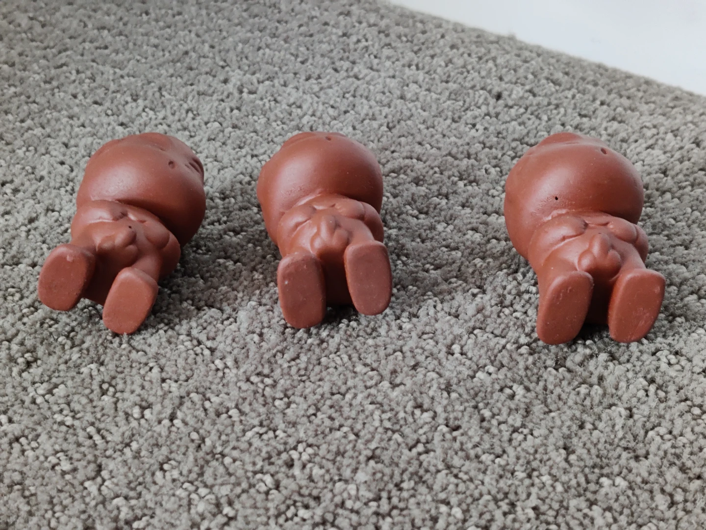 Clay Tea Set Pee Boy Thumb Doll Cute Tea Pet Figurine (Set of 3) - photo 3