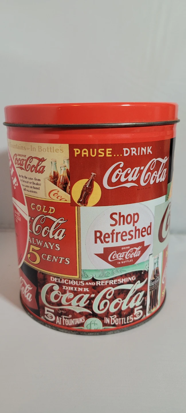 Coca-Cola 700 Piece Jigsaw Puzzle in Tin - photo 4