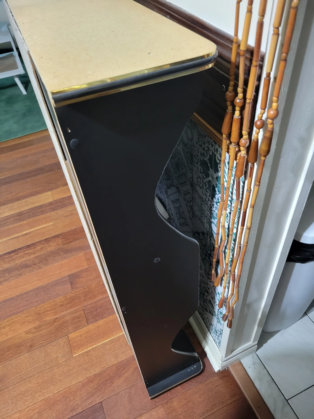 Free Dresser Mirror - photo 4