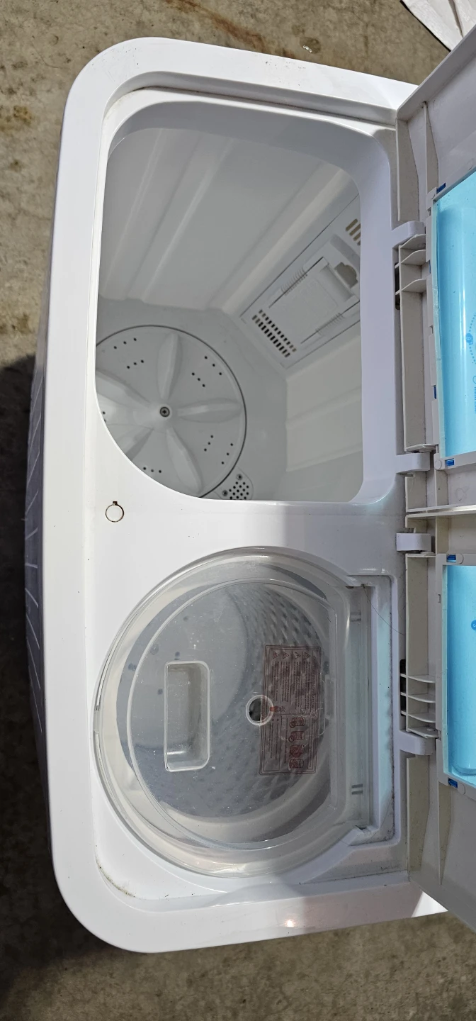 White Twin Tub Portable Washing Machine - photo 3