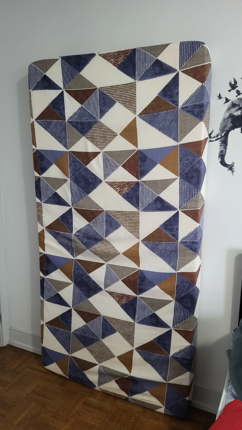 Geometric Pattern Mattress - photo 2