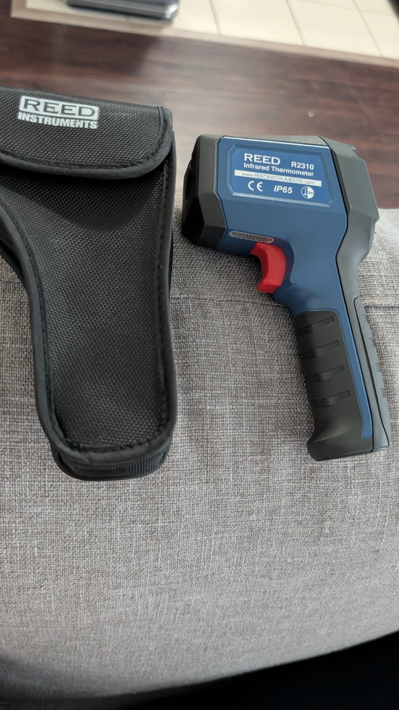 REED R2310 Infrared Thermometer with Case - photo 2