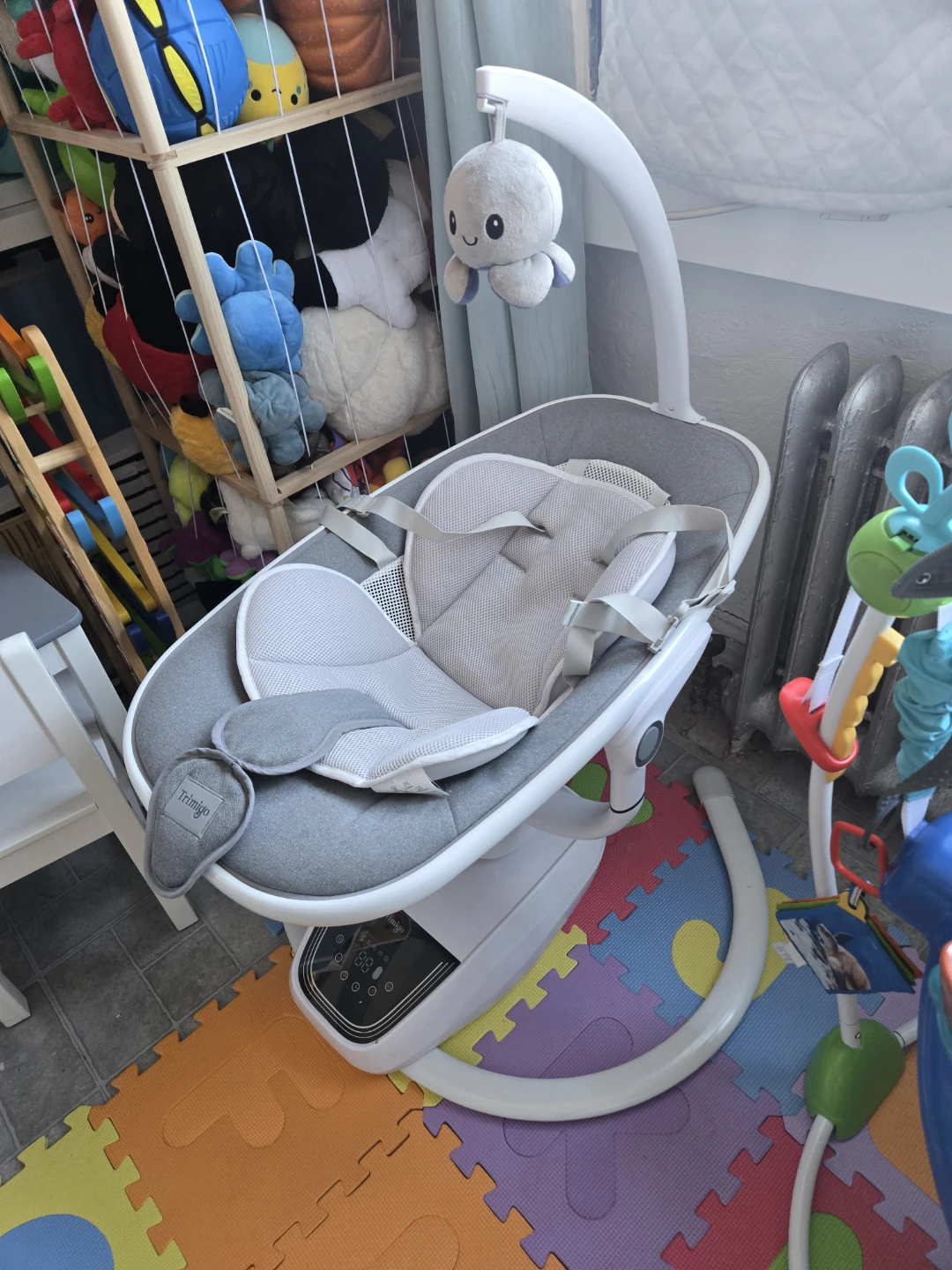 Trimige Baby Swing with Remote - photo 2