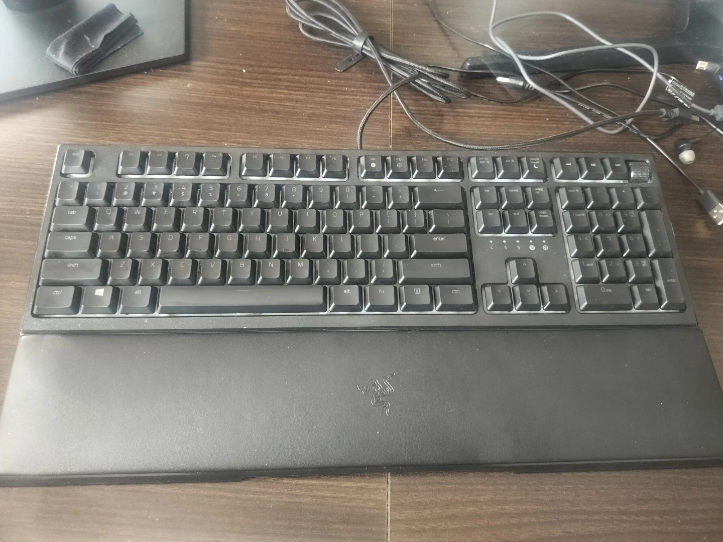 Razer ORNATA v2 Mecha-Membrane Gaming Keyboard - photo 3
