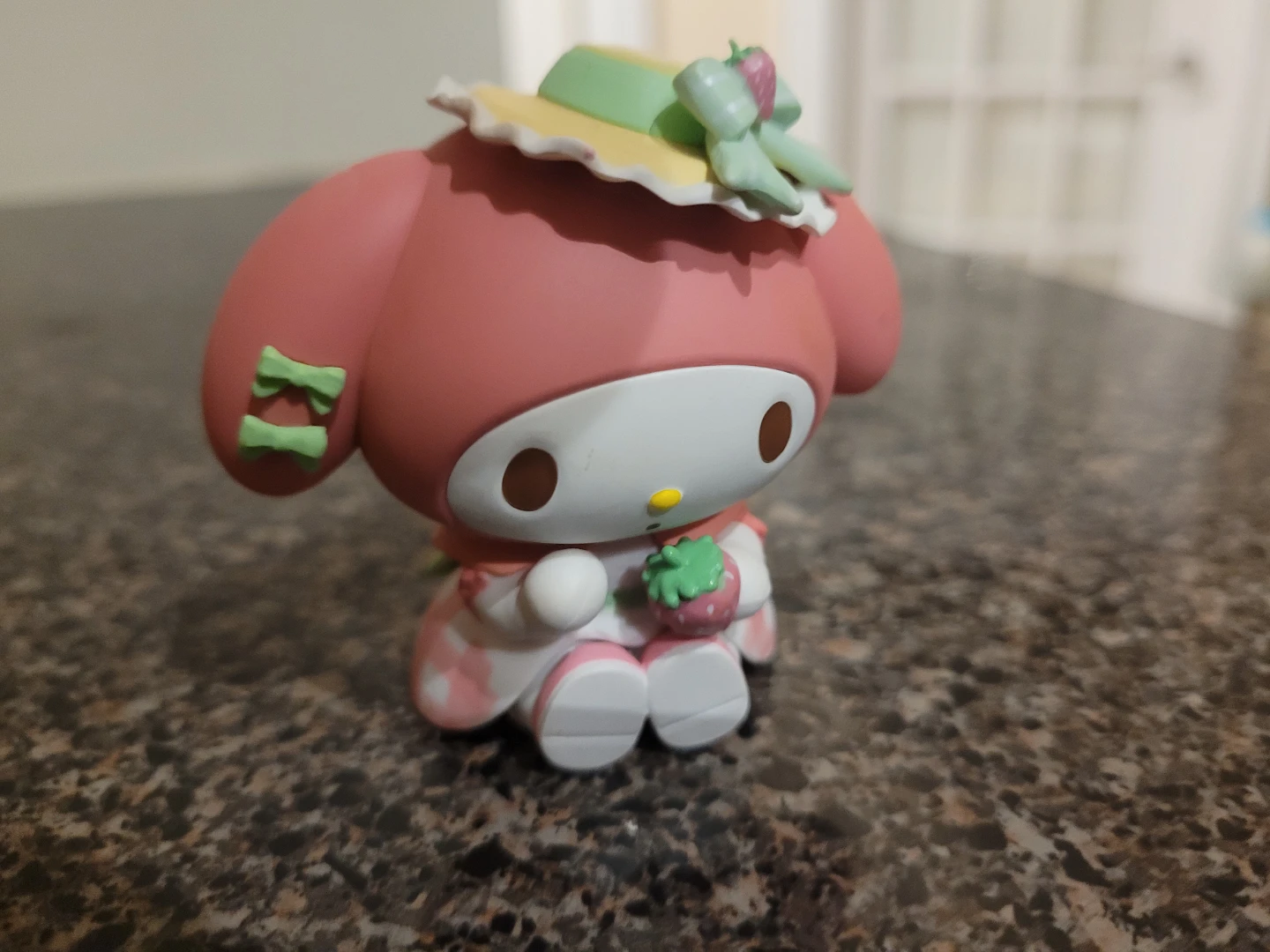 My Melody Figure with Strawberry Hat - photo 2