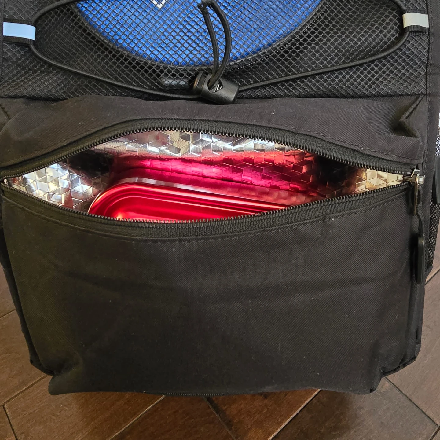 🎒 Black Backpack with Multiple Compartments - photo 5