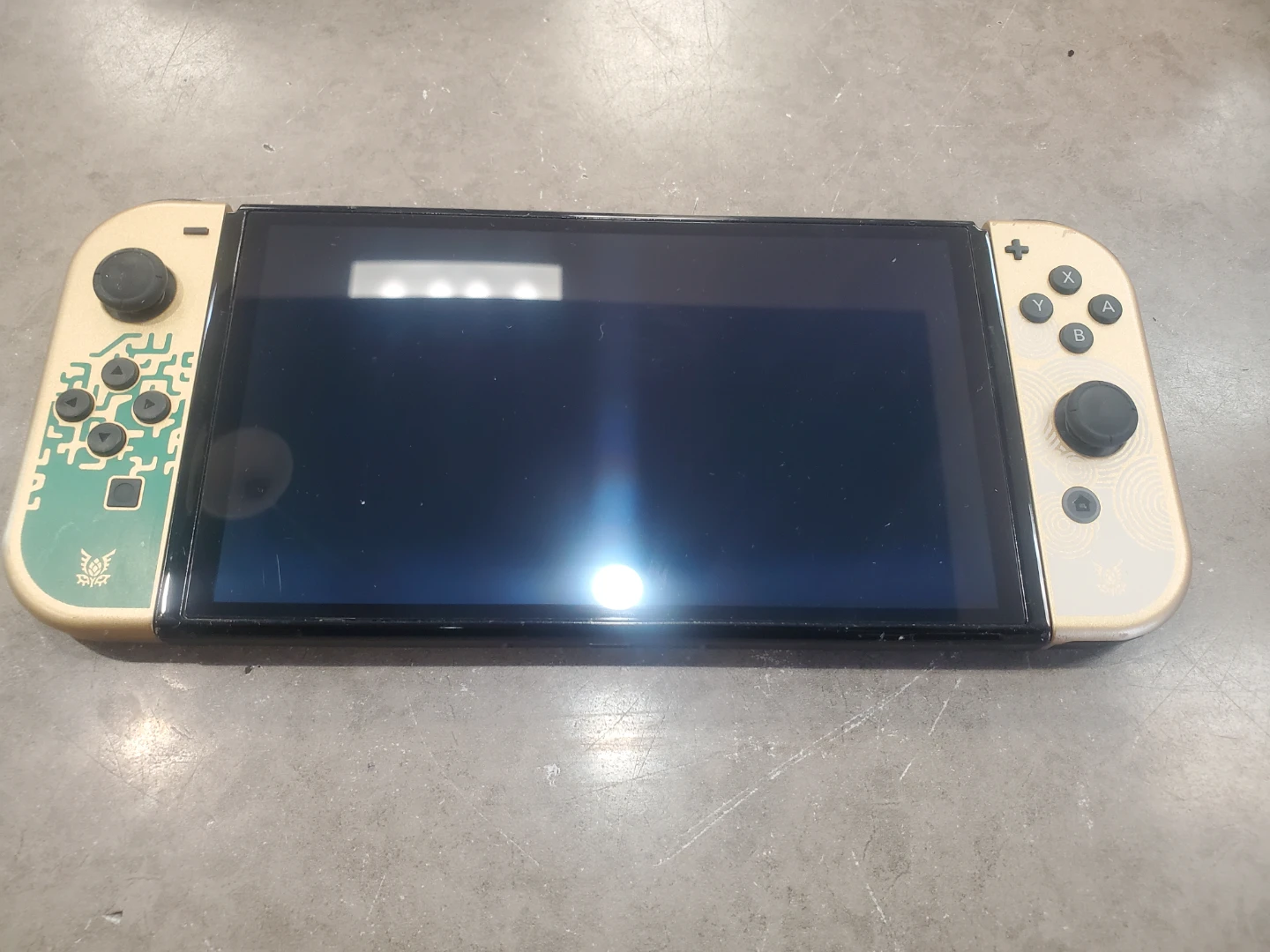 Nintendo Switch OLED Console - The Legend of Zelda - photo 2