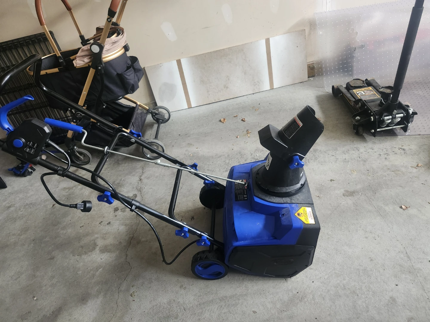 Snow Joe Electric Snow Blower - photo 2