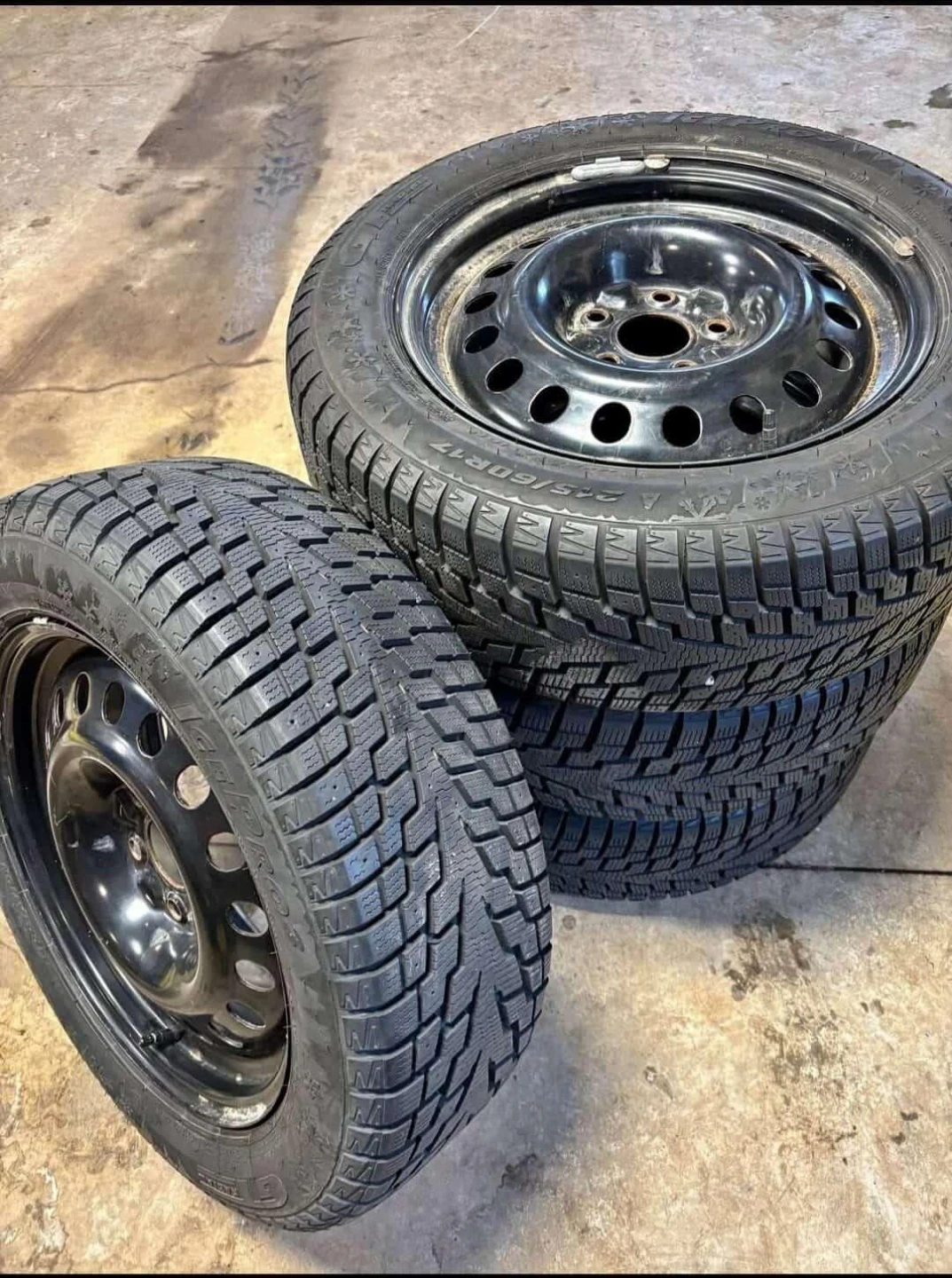 Set of 4 Winter Tires on Rims - 215/60R17