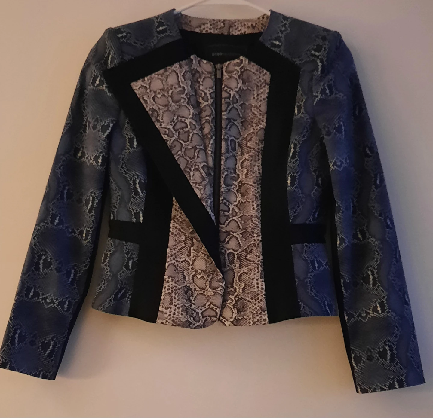 BCBGMAXAZRIA Snake Print Blazer