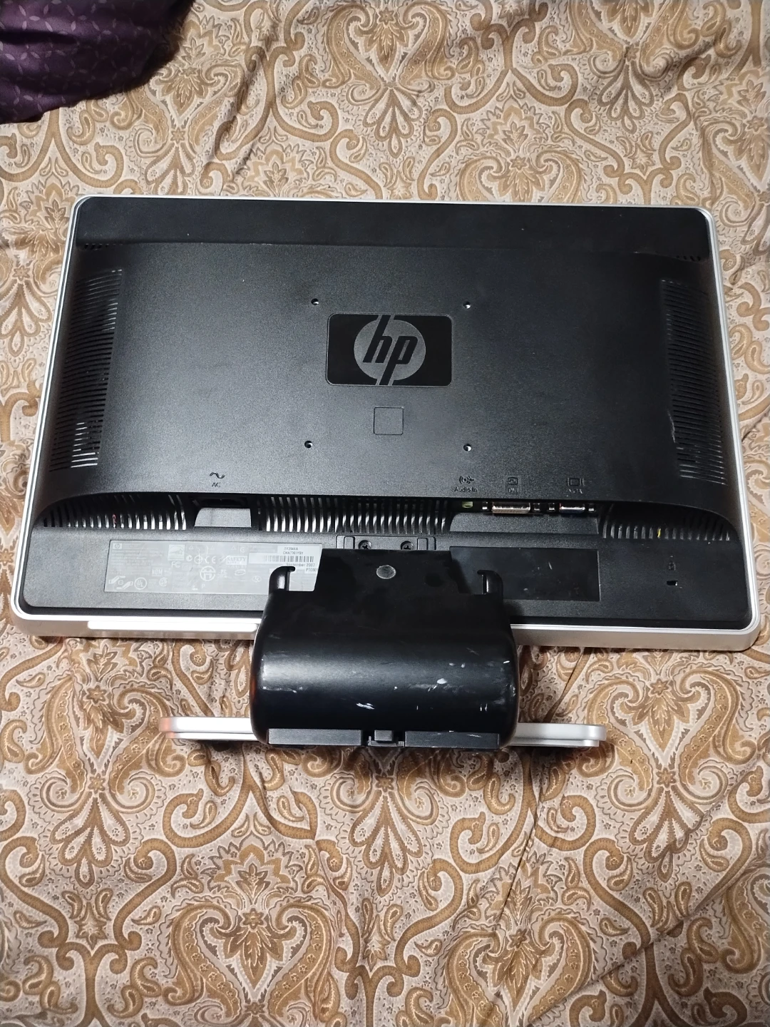 HP w2007 Monitor - photo 2