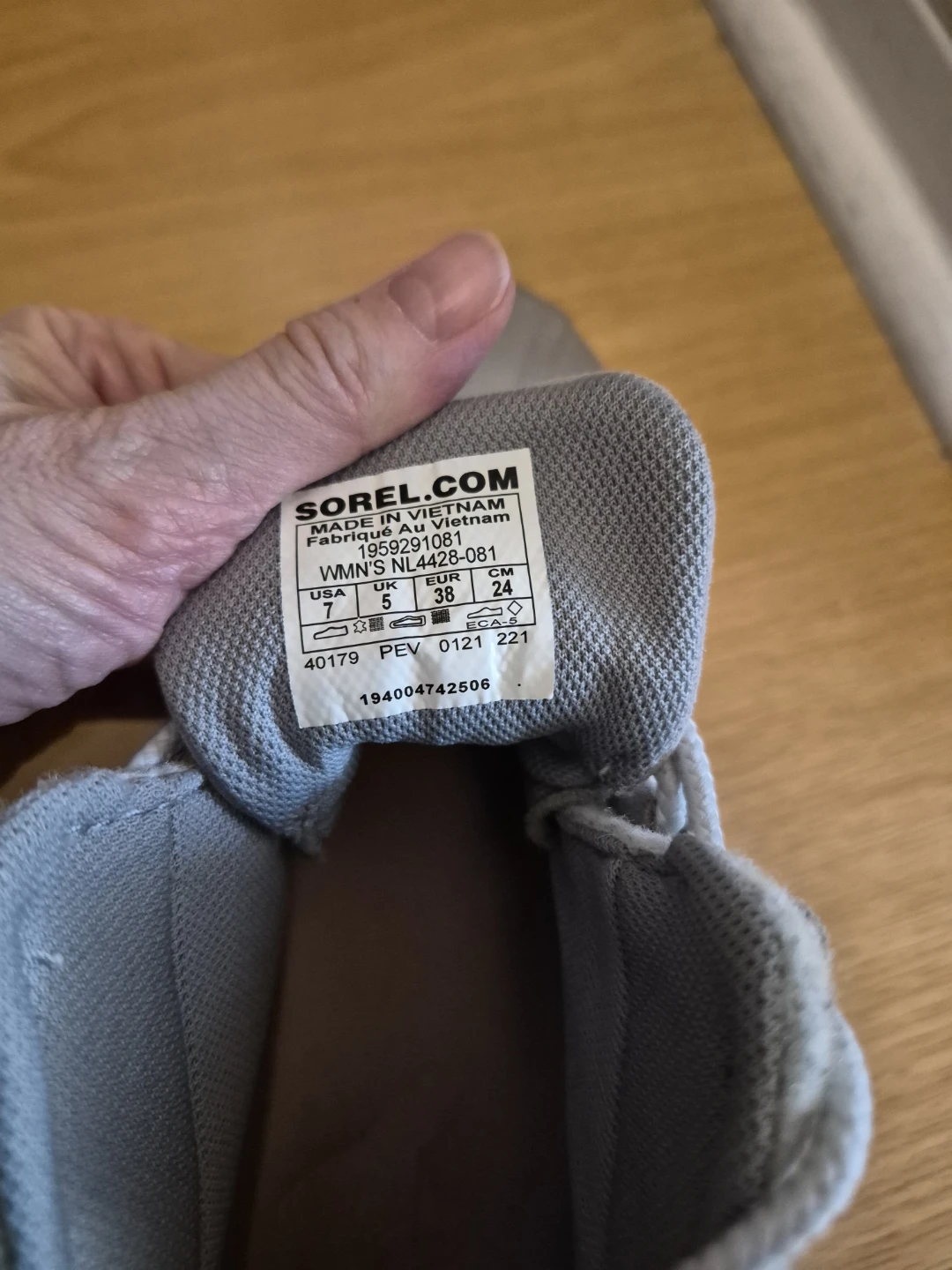 Sorel Women's Boots - Grey - Size 7 - photo 3