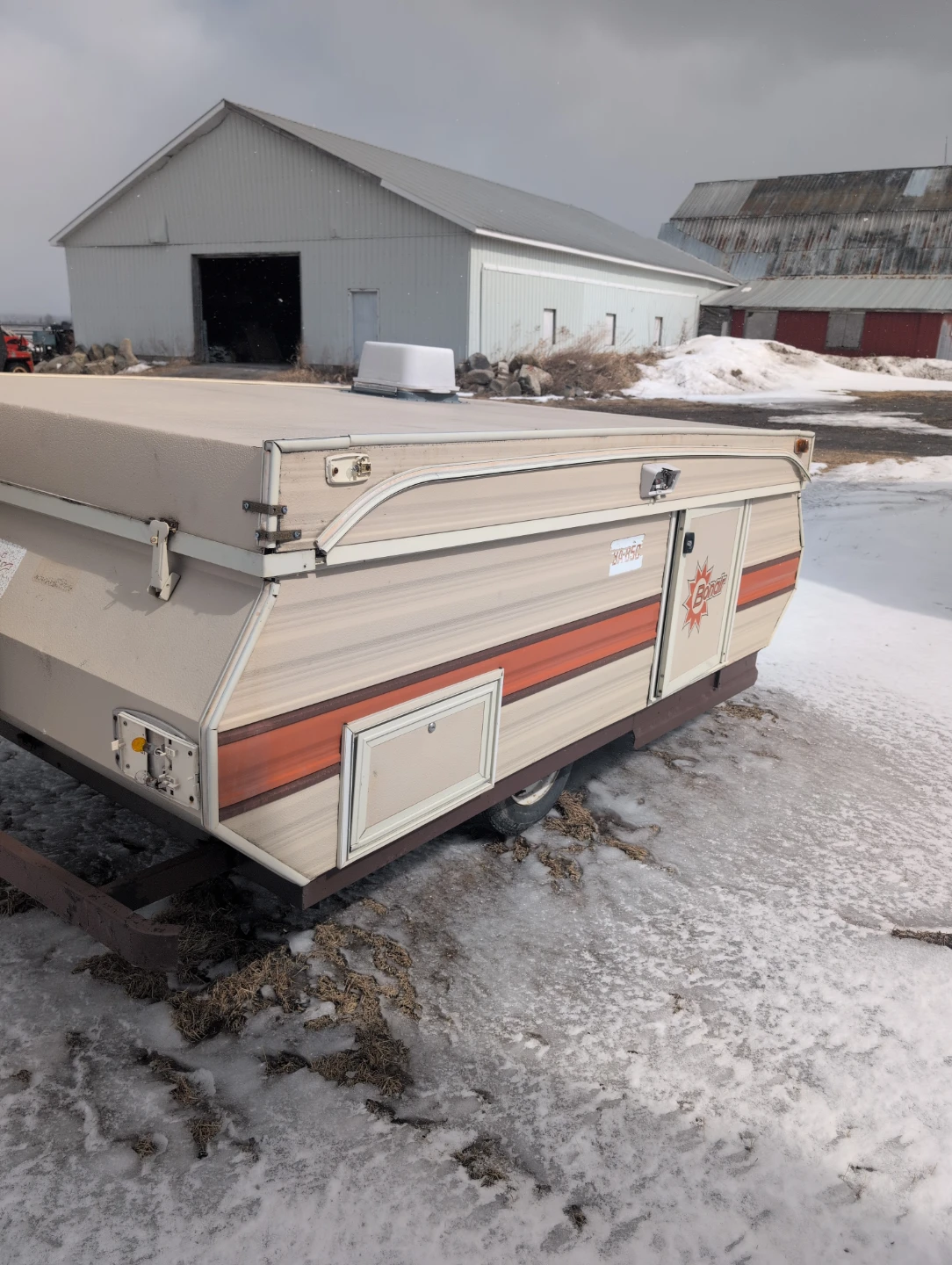 Jayco Pop-Up Camper Trailer - photo 4