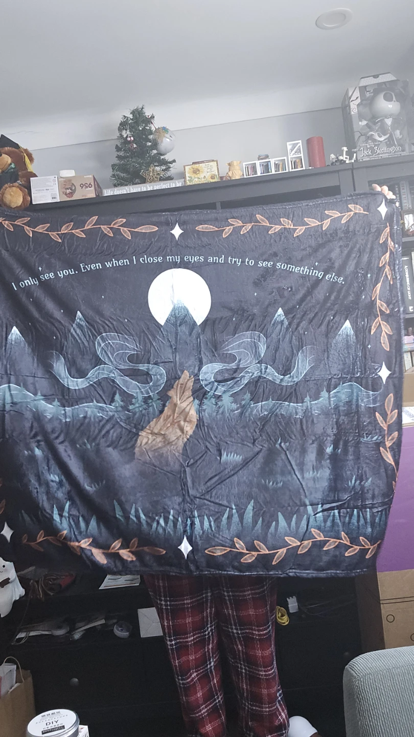 Romantasy Inspired Reading Blanket