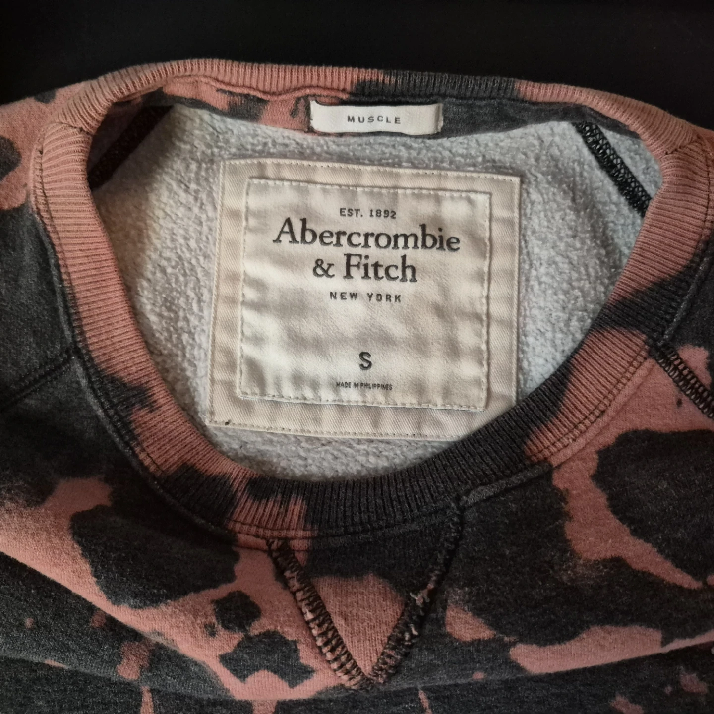 Abercrombie & Fitch Bleached Crewneck Sweatshirt - photo 2