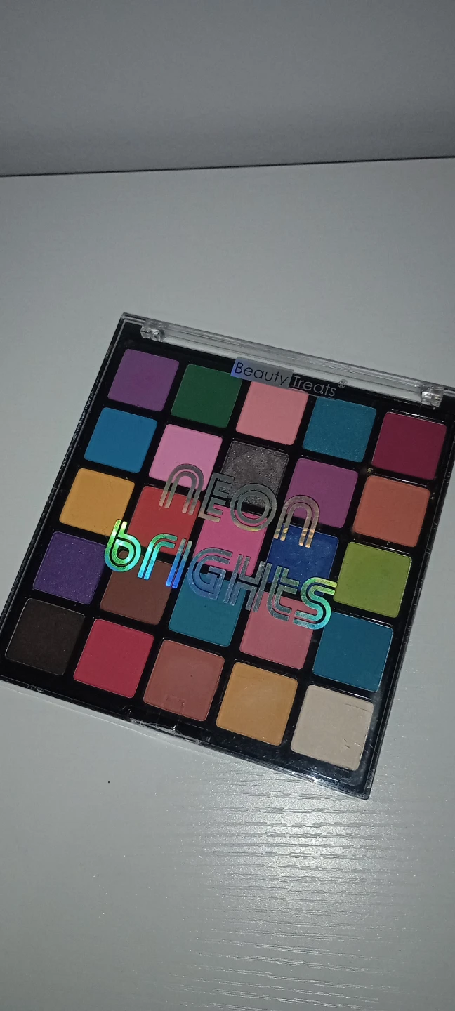 Beauty Treats Neon Brights Eyeshadow Palette - photo 2