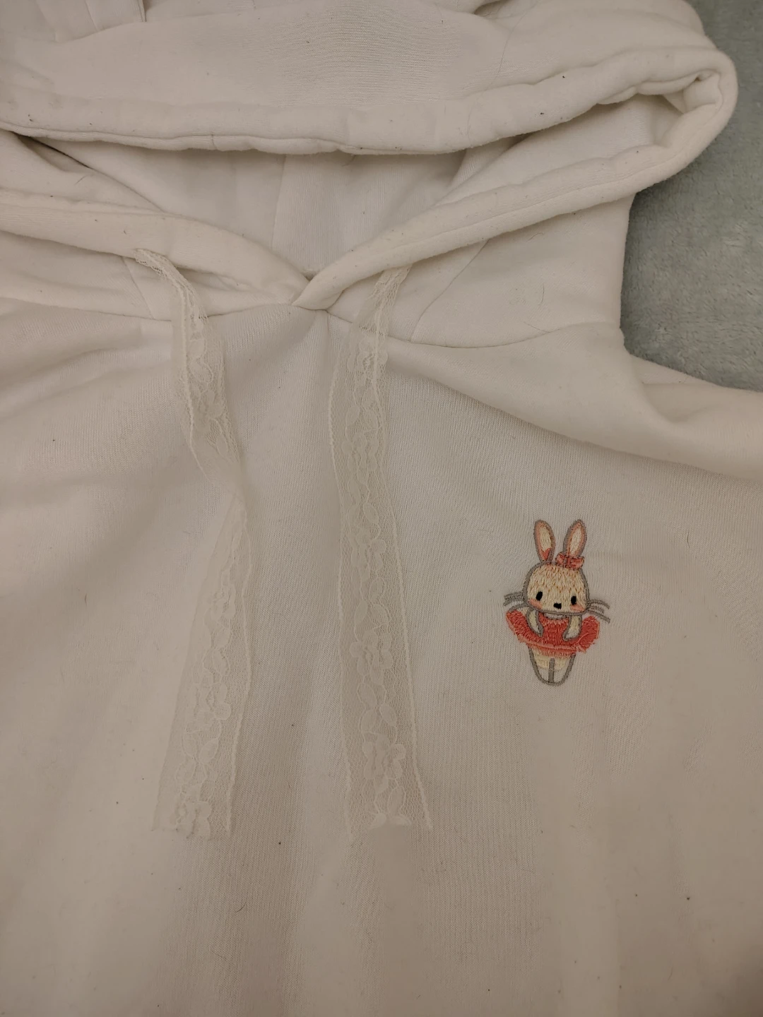 White Hoodie with Bunny Embroidery and Ears -S/M - photo 2