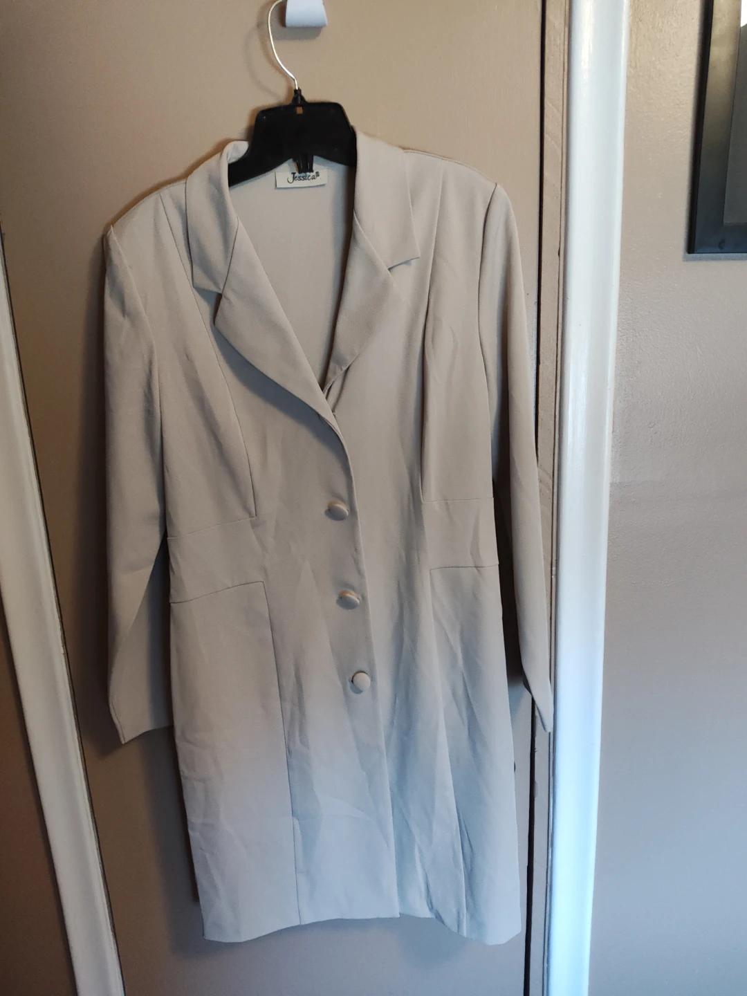 Woman's Dress and Blazer Set - photo 3
