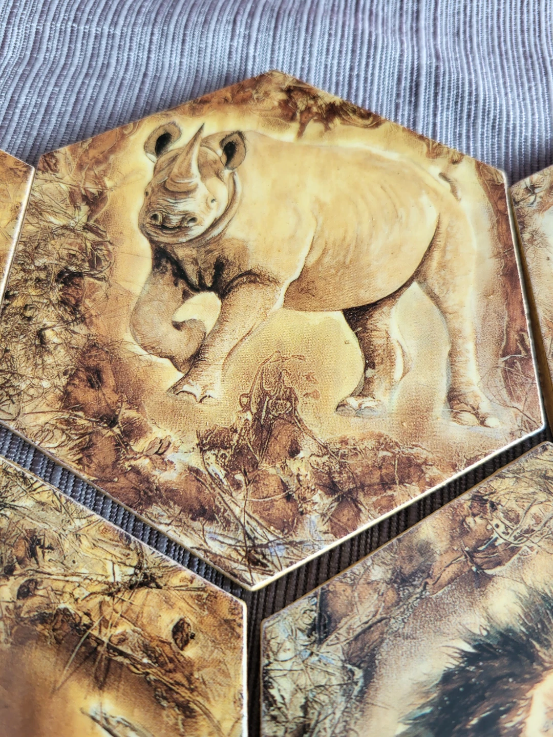 Set of 8 Hexagonal Coasters with Wildlife Designs - photo 3