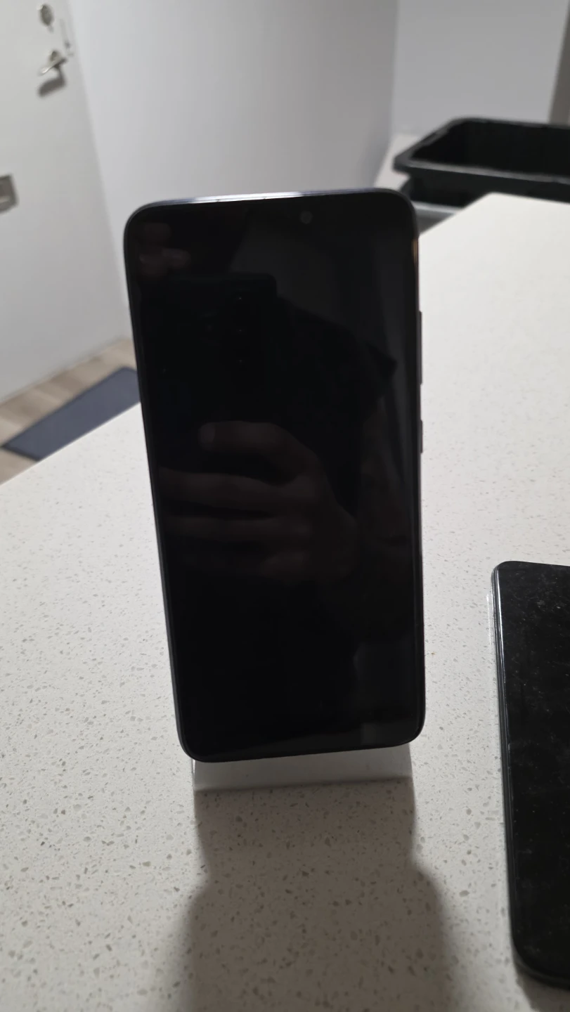 Phones - photo 2