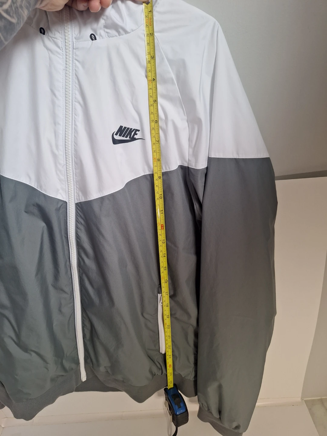 Nike Sportswear Windrunner Windbreaker Jacket Gray White M - photo 3