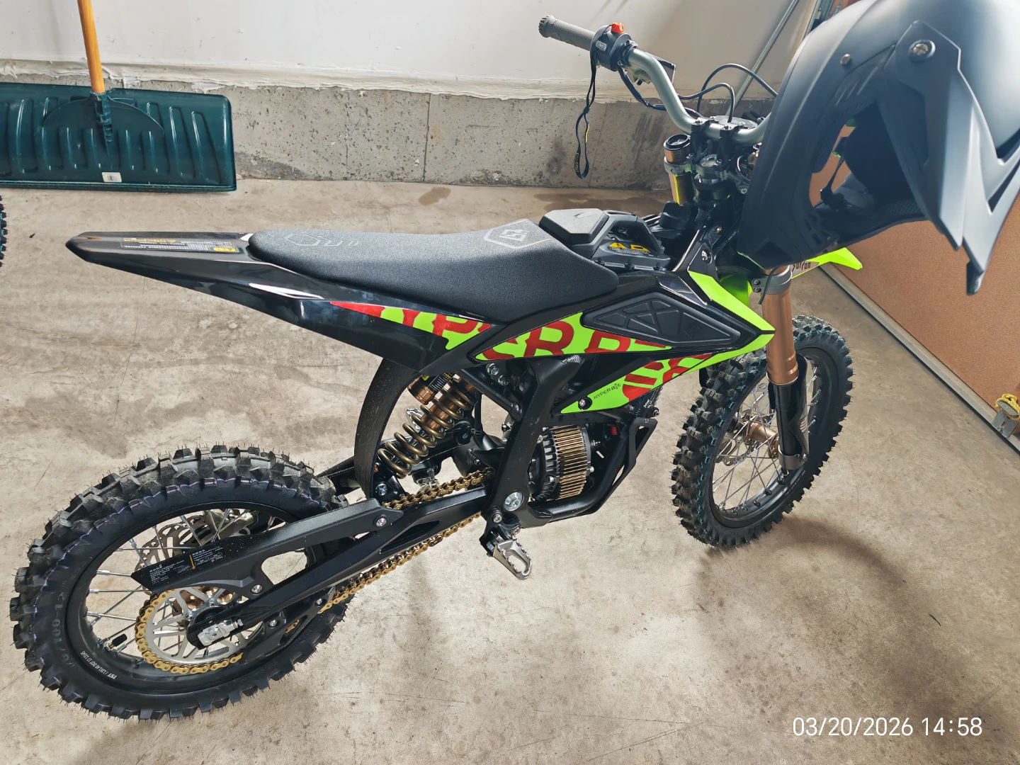 2025 Surron Hyper Bee - photo 2