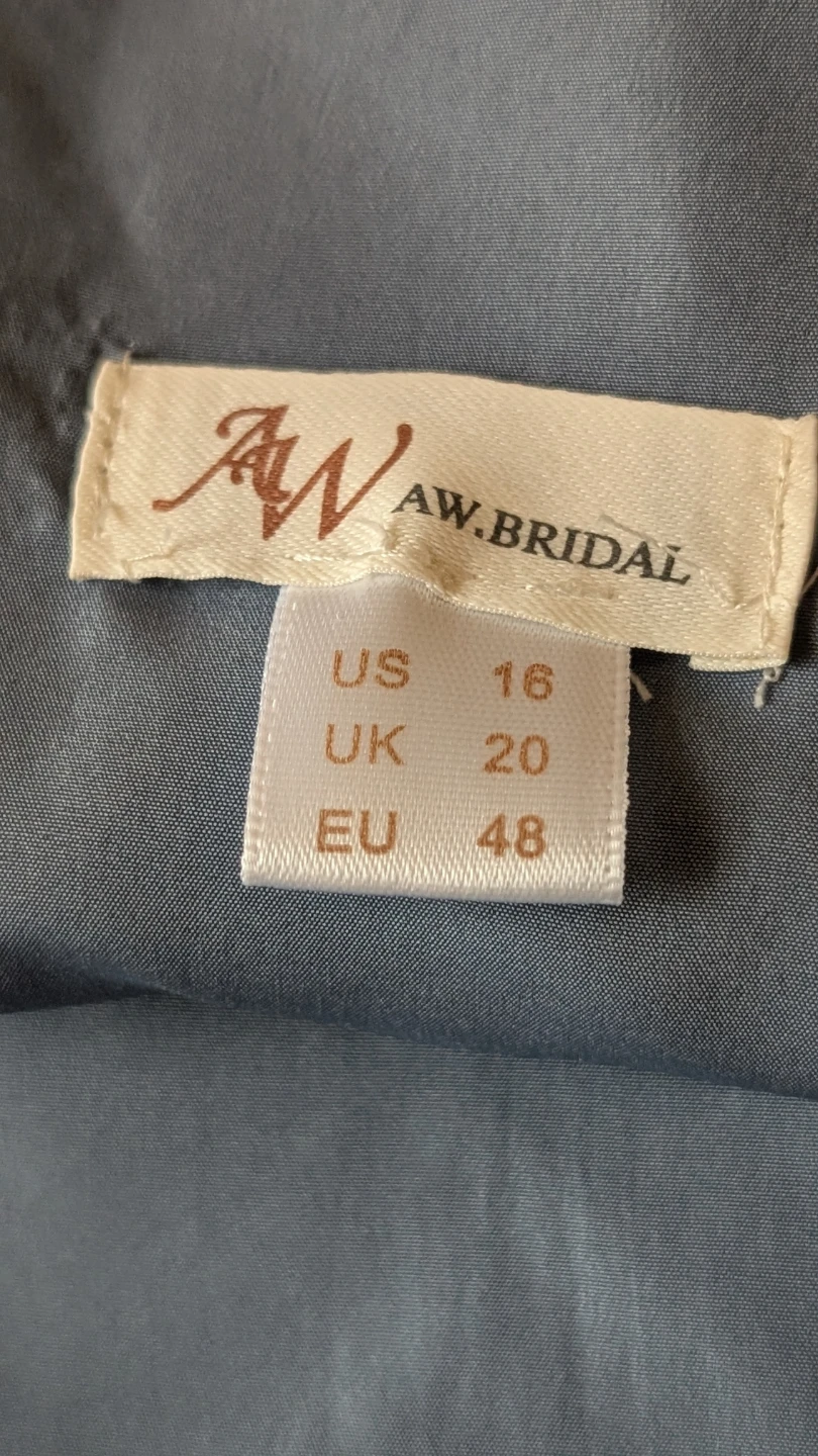Brand new satin dusty blue dress - size US 16 - photo 3