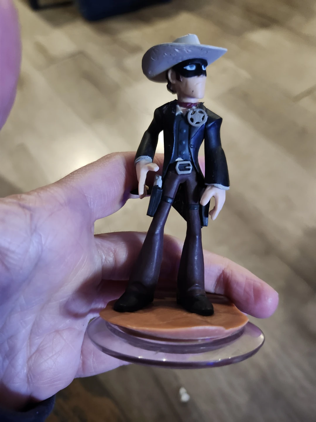 $5 infinity figurine