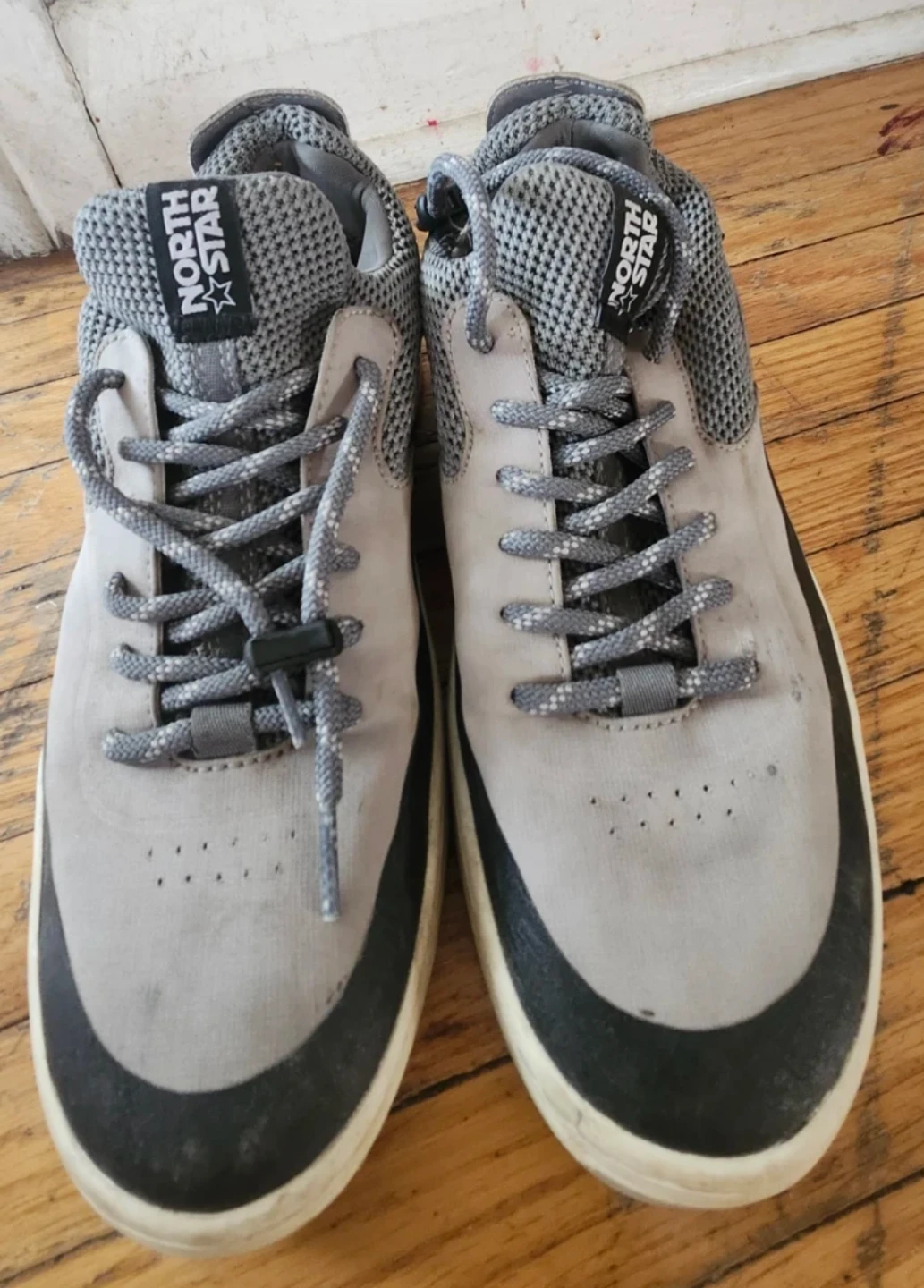 North Star Grey/Black Lace-Up Sneakers - Size 8/41 - photo 4