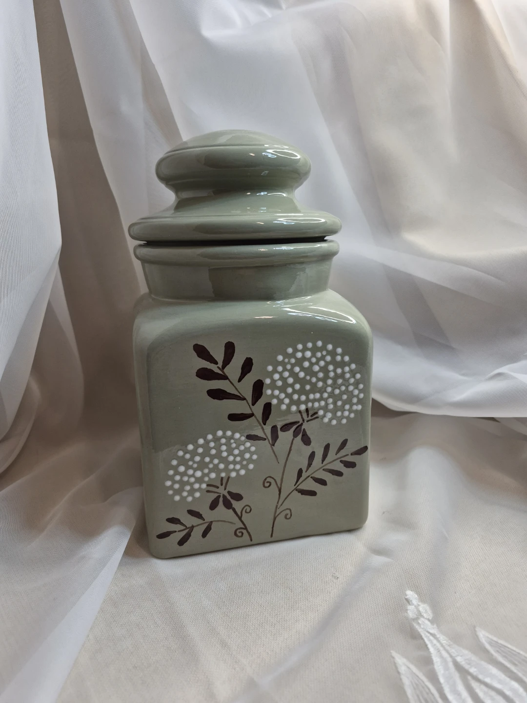 Beautiful Vintage 9" Total Tall Ceramic Hand Painted... - photo 2