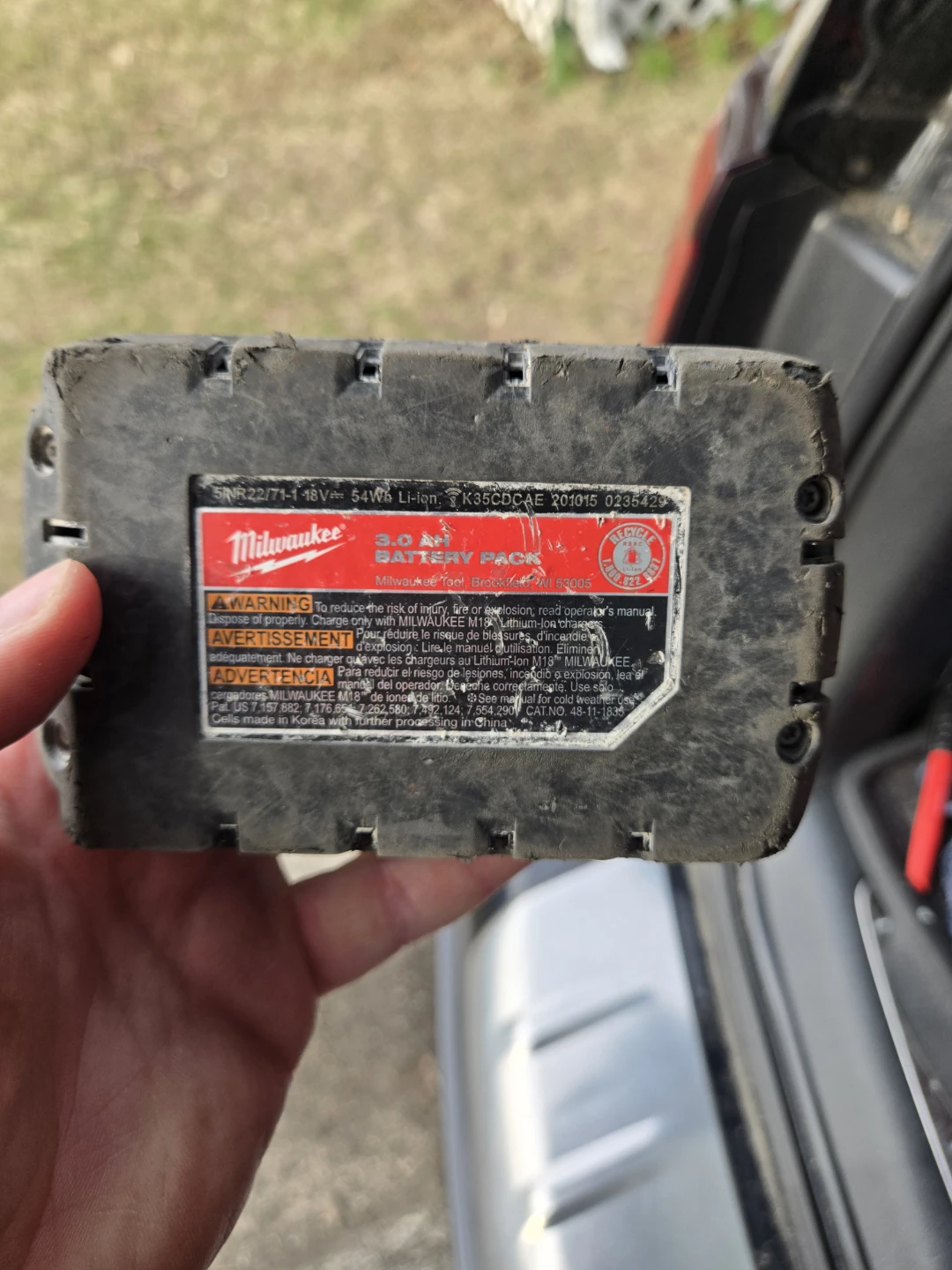 Milwaukee 18V 3.0 Ah REDLITHIUM Battery Pack - photo 2