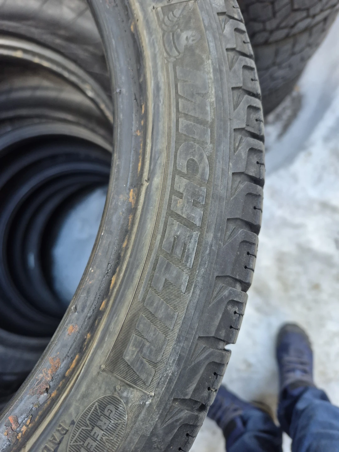 Michelin 4 Winter  Tires 225/65R18 - photo 5