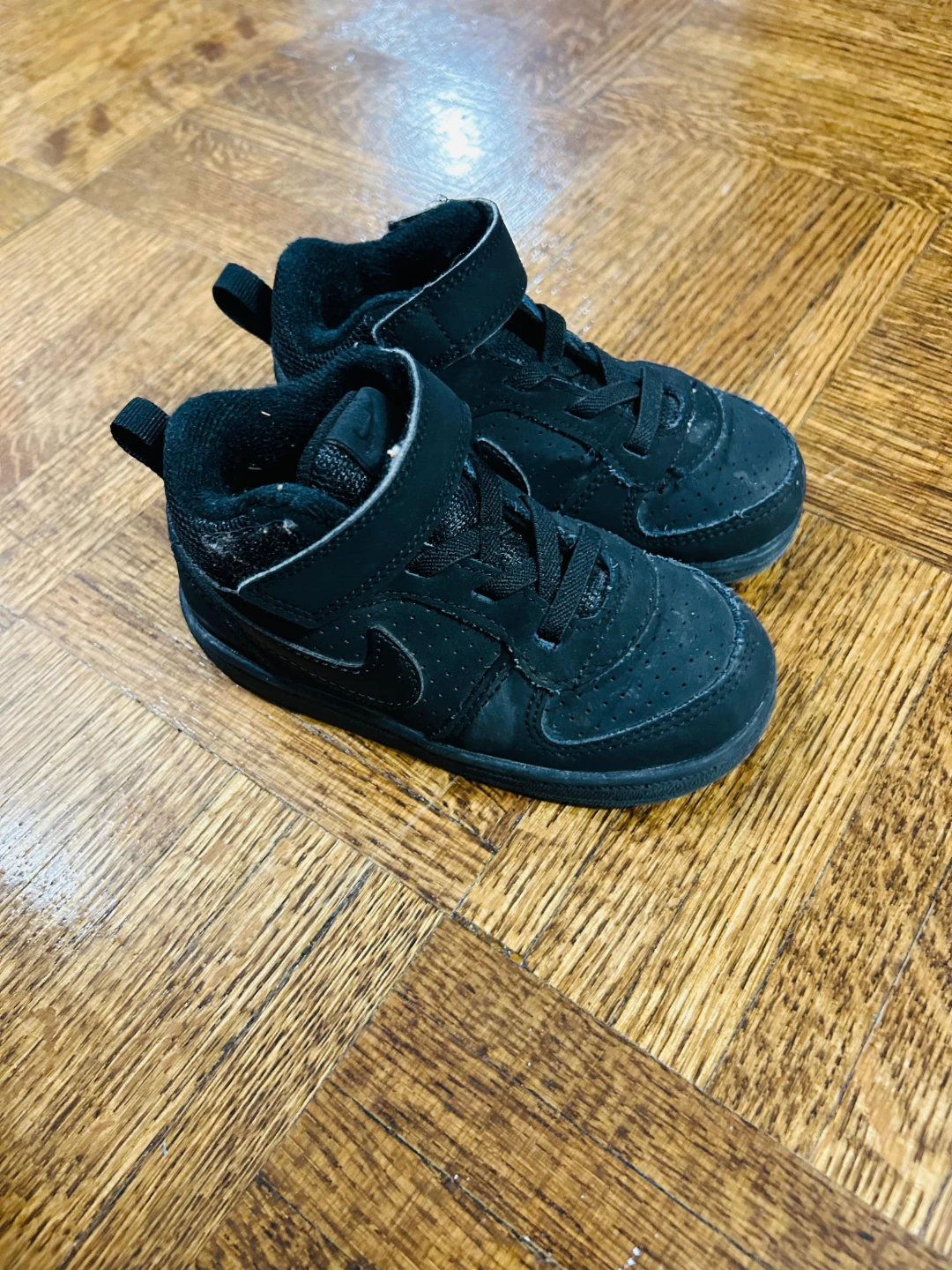 Nike Toddler Black Shoes Size 8C - photo 2