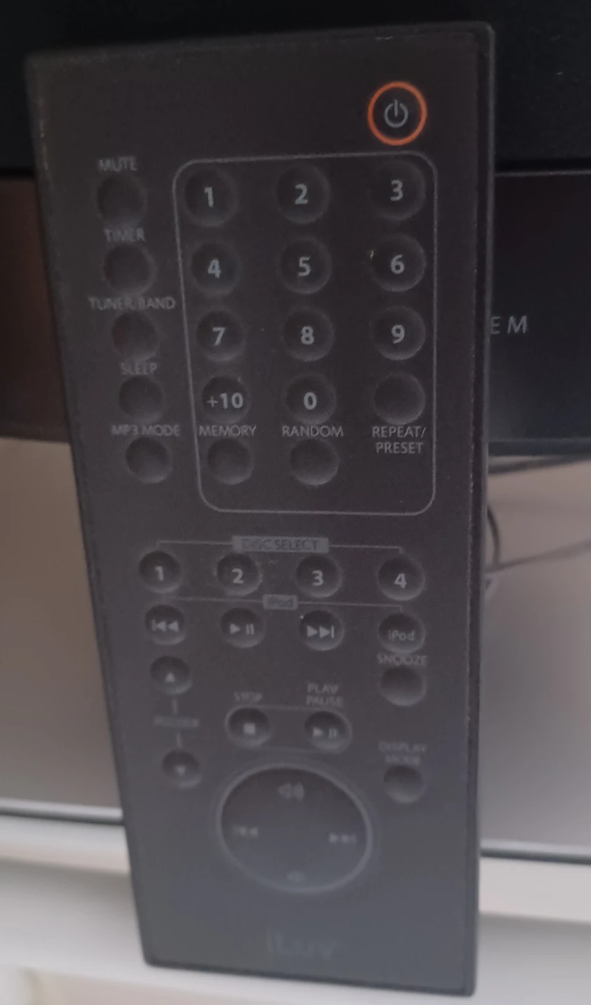 iLuv Stereo System with Remote - photo 3