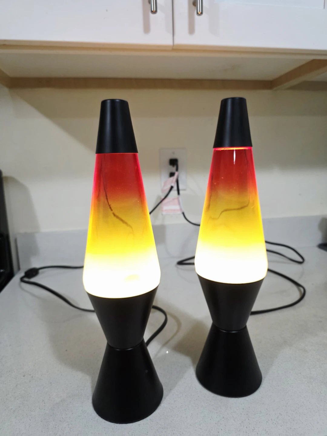 Set of  Lava Lamps - photo 3