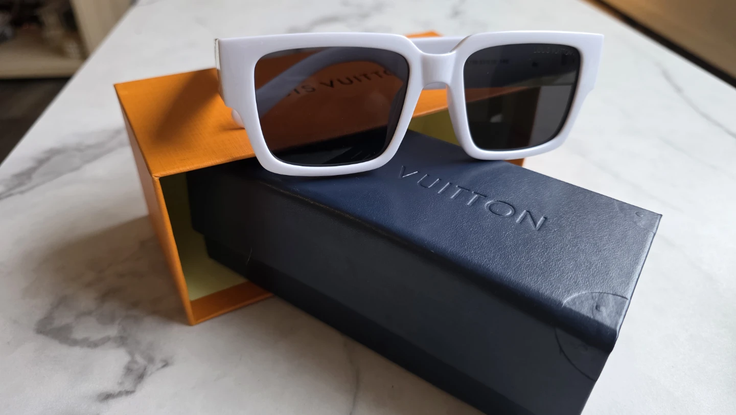 Louis Vuitton White Sunglasses with Gold Accents - photo 3