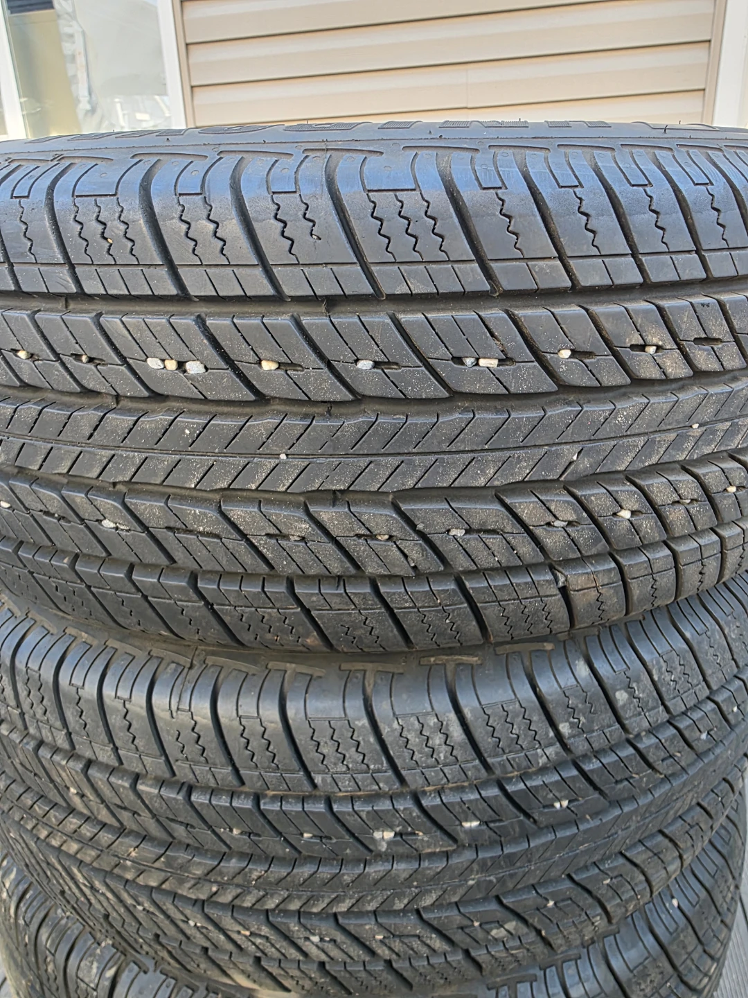 215/60R16 tires - photo 2