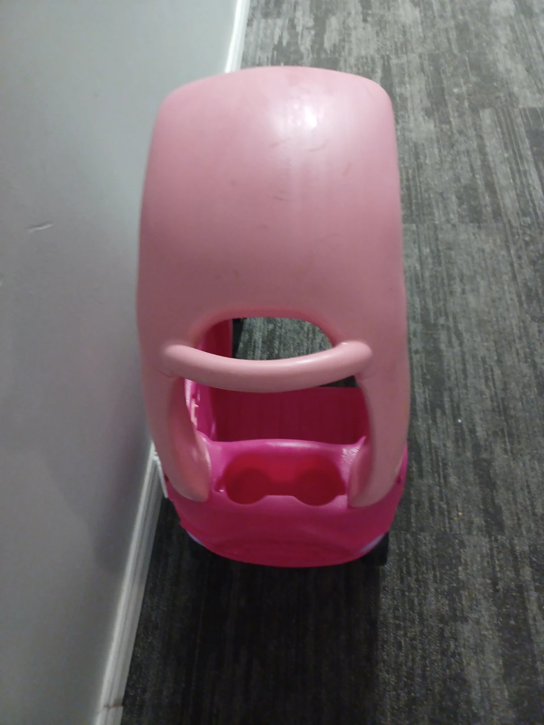 Little Tikes Pink Cozy Coupe Ride-On Toy Car - photo 4