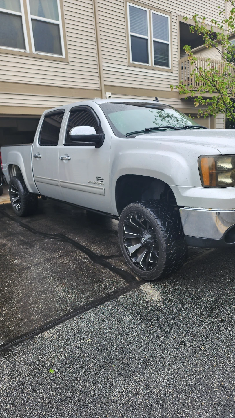 2013 GMC Sierra 1500 Silver Pickup Truck - photo 2