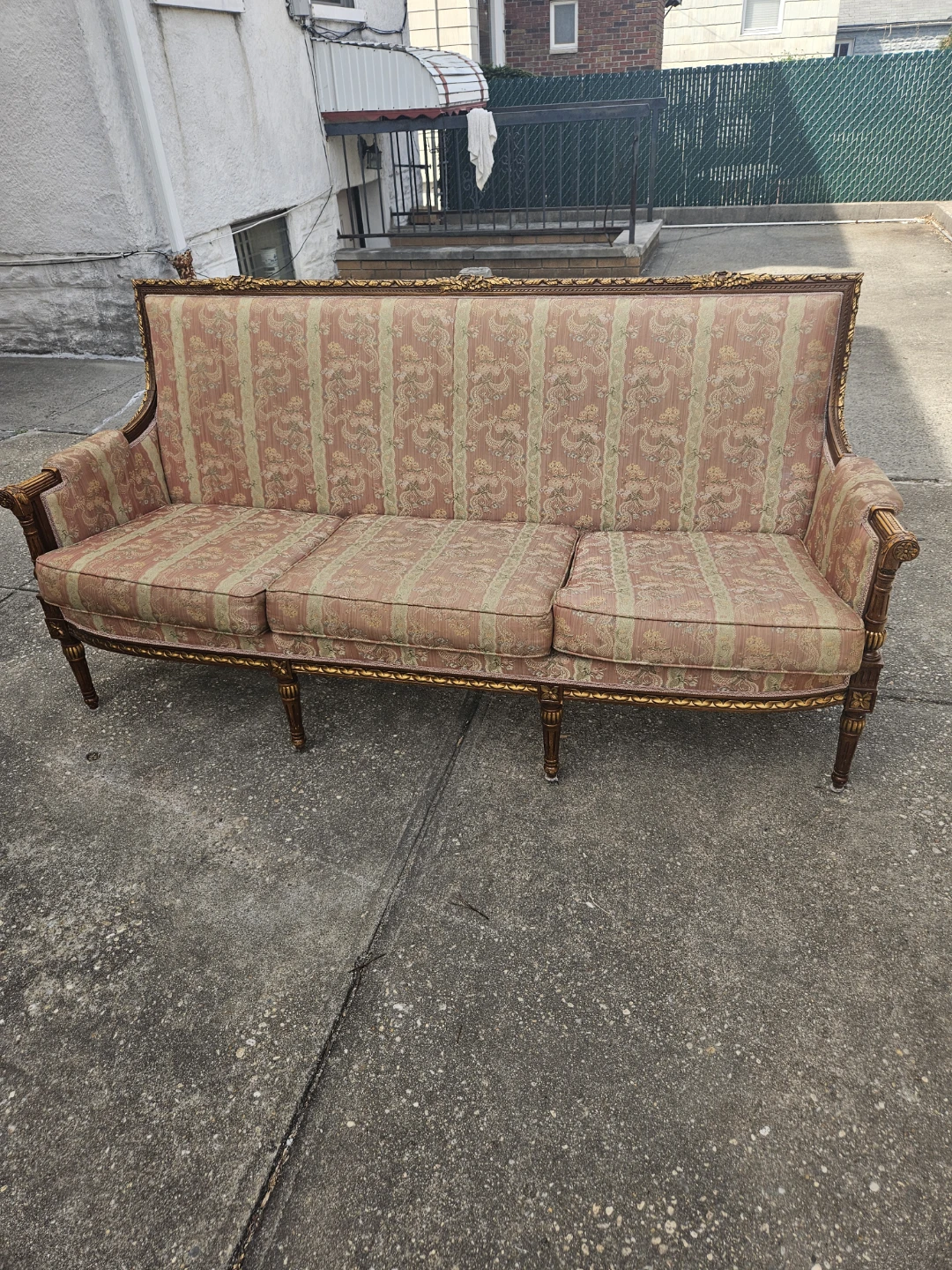 Beautiful louis XV style sofa - photo 2