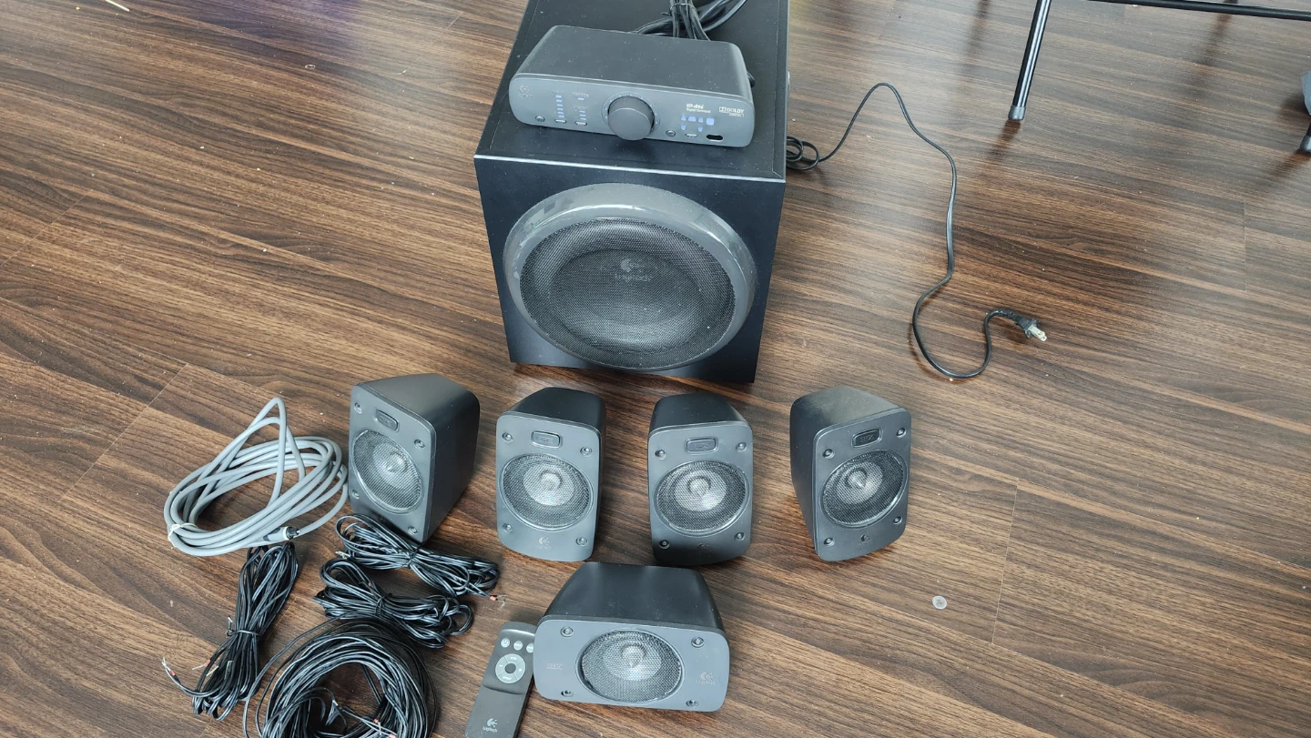 Logitech Z906 5.1 Digital Speaker System - photo 5