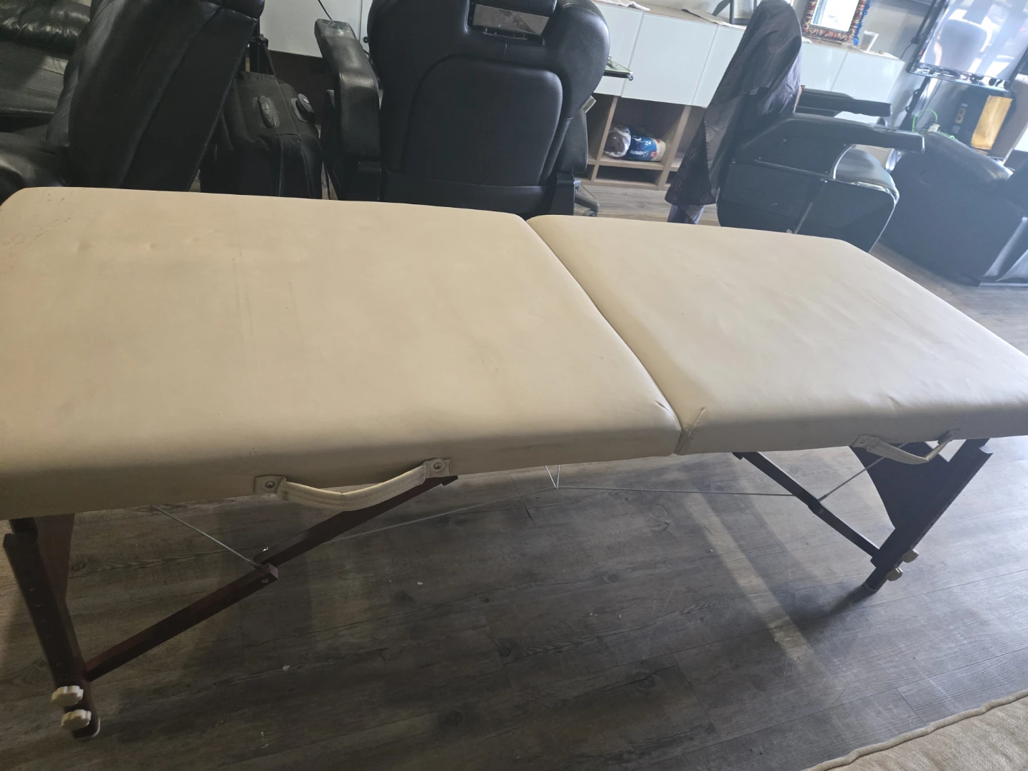 Master Massage Equipment Portable Massage Table - photo 2