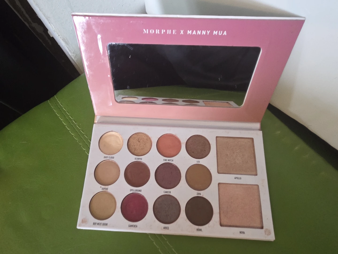 MORPHE X MANNY MUA Eyeshadow & Highlighter Palette