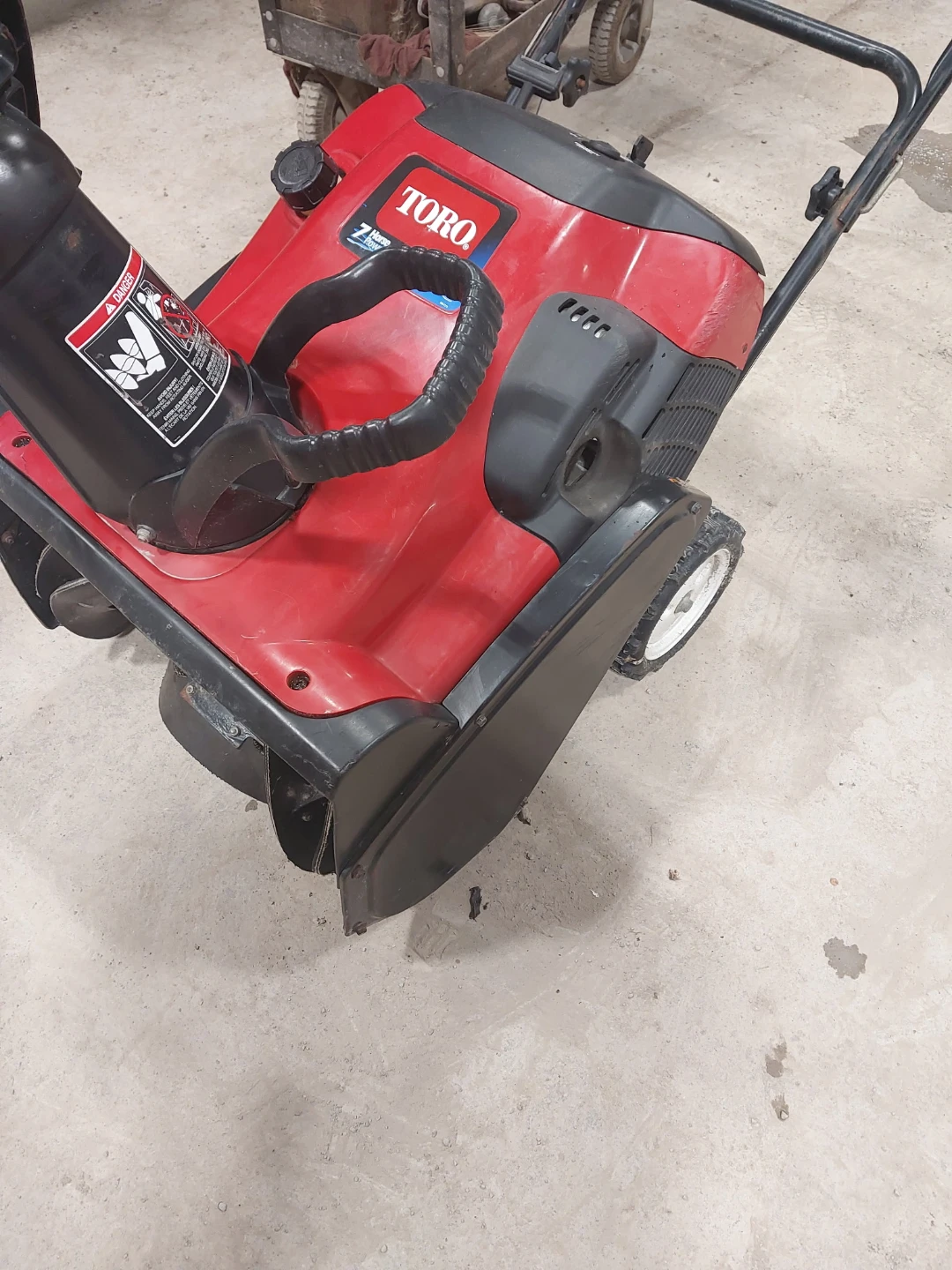3 Toro Snowblower power washer and 2 trimmers - photo 4