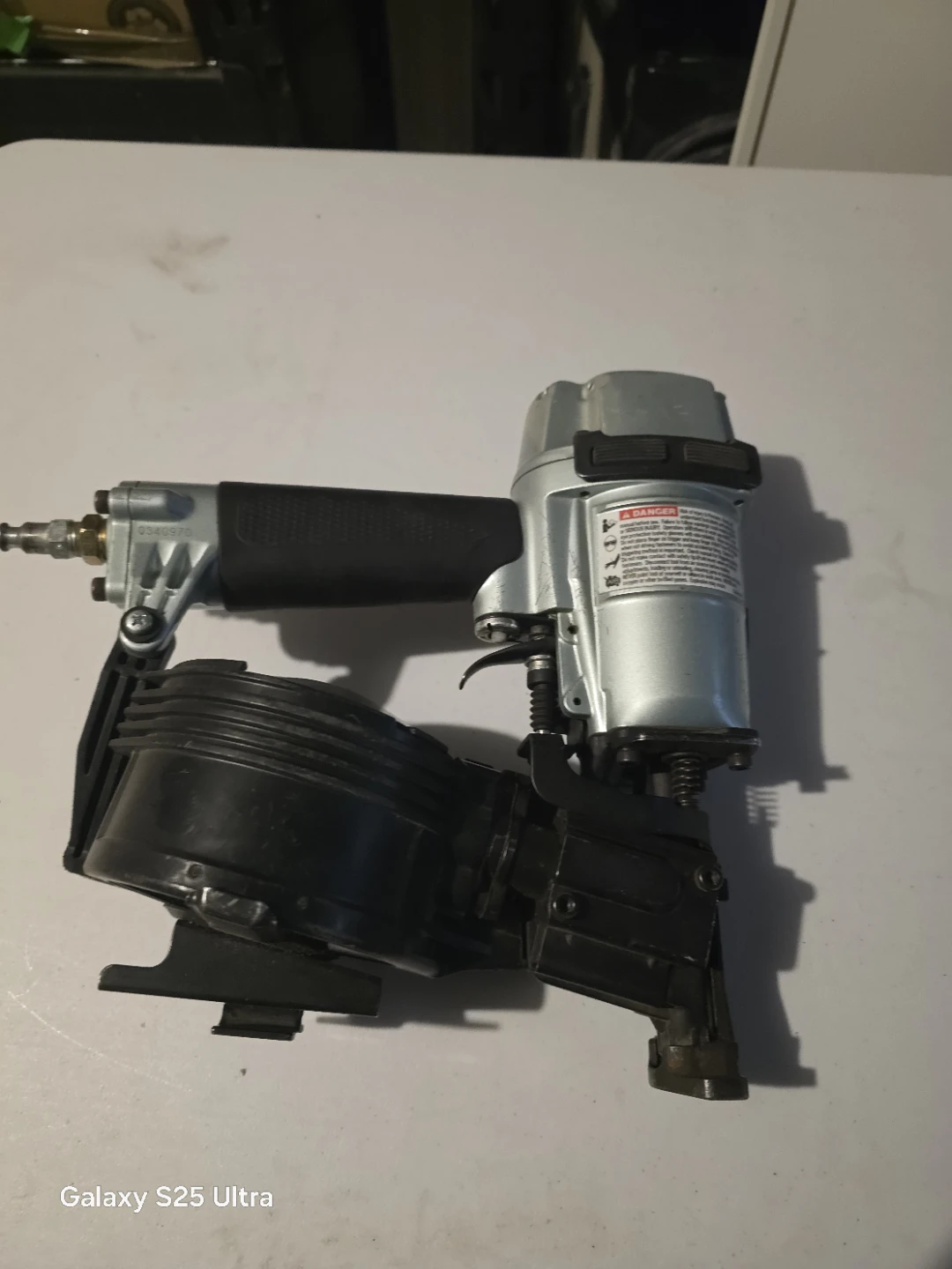Hitachi NV45AB2 1-3/4" Coil Nailer - photo 2