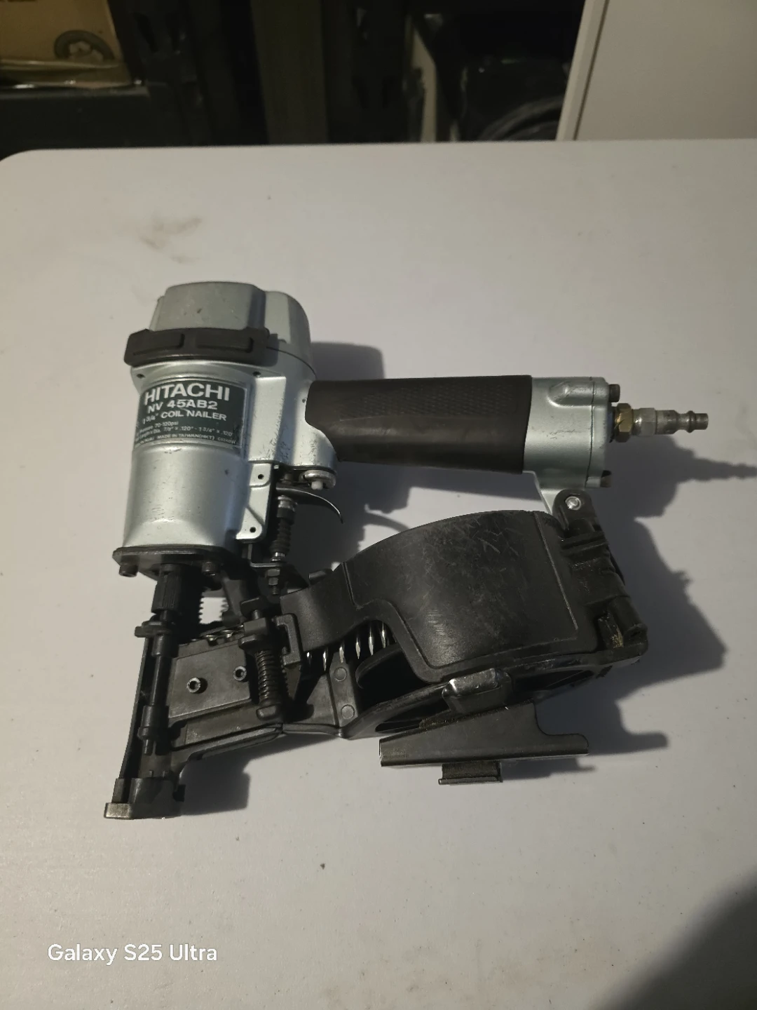 Hitachi NV45AB2 1-3/4" Coil Nailer - photo 4