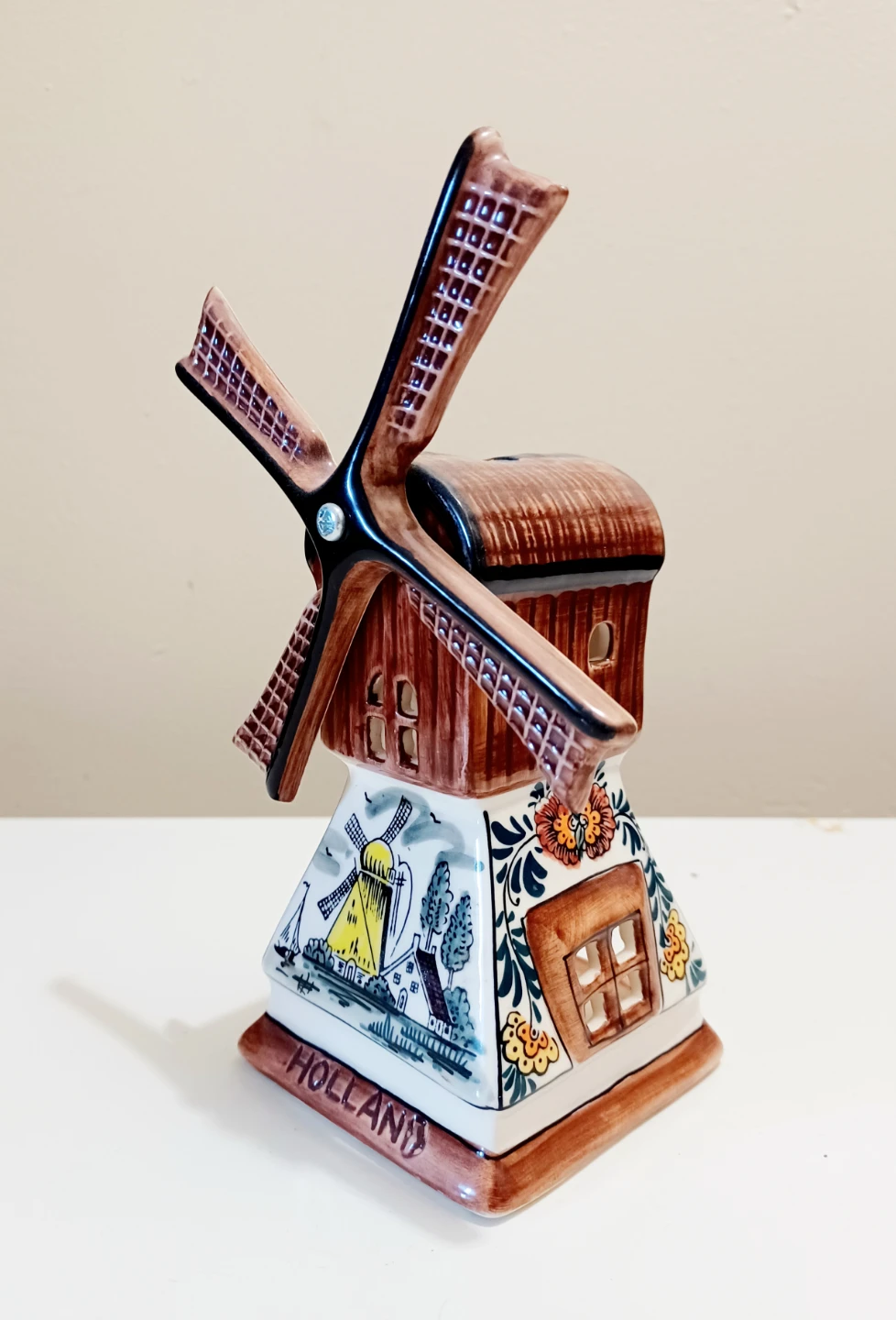 Hand Painted Holland Windmill Candle Holder - photo 3